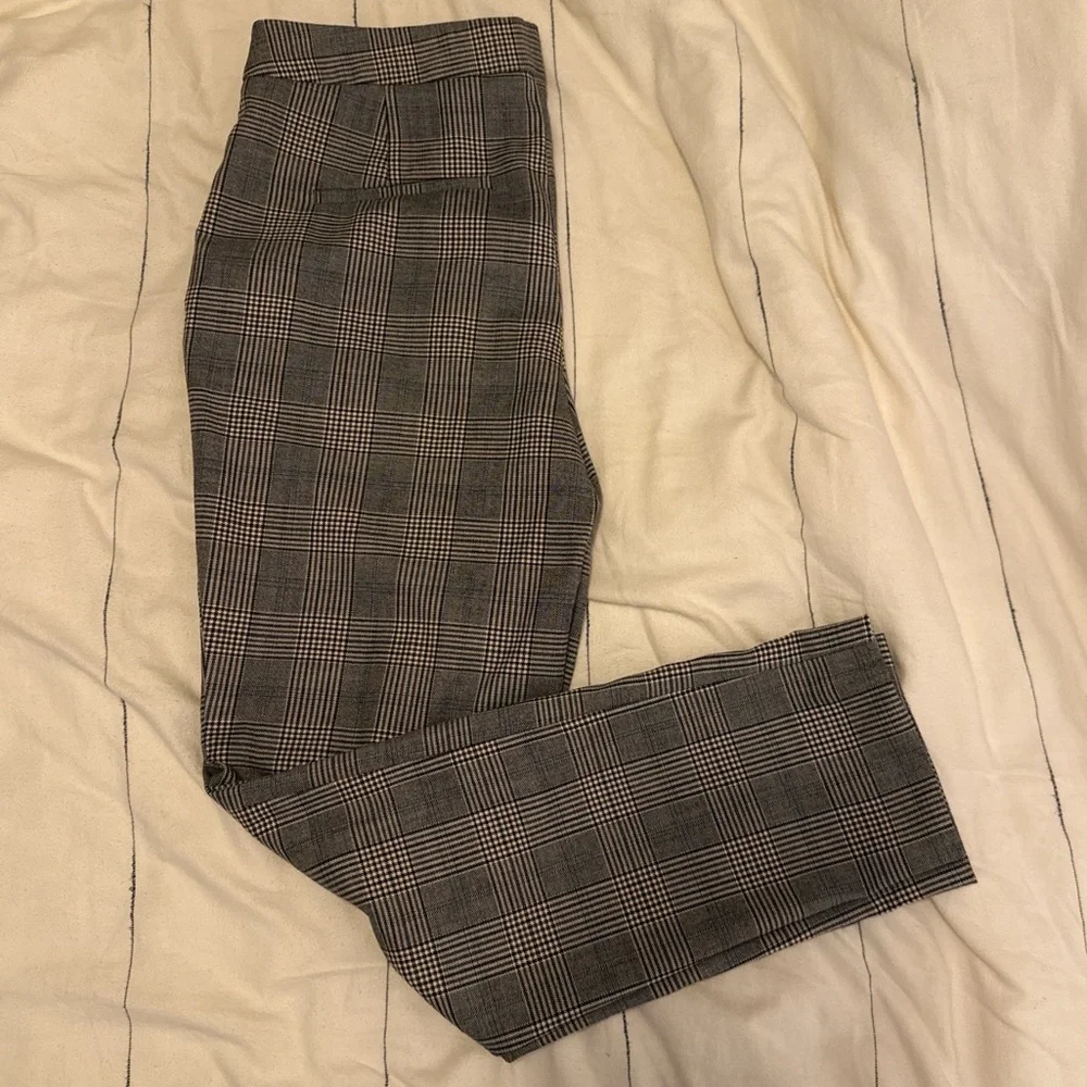 Zara Gray Plaid Trousers - Picture 2 of 4
